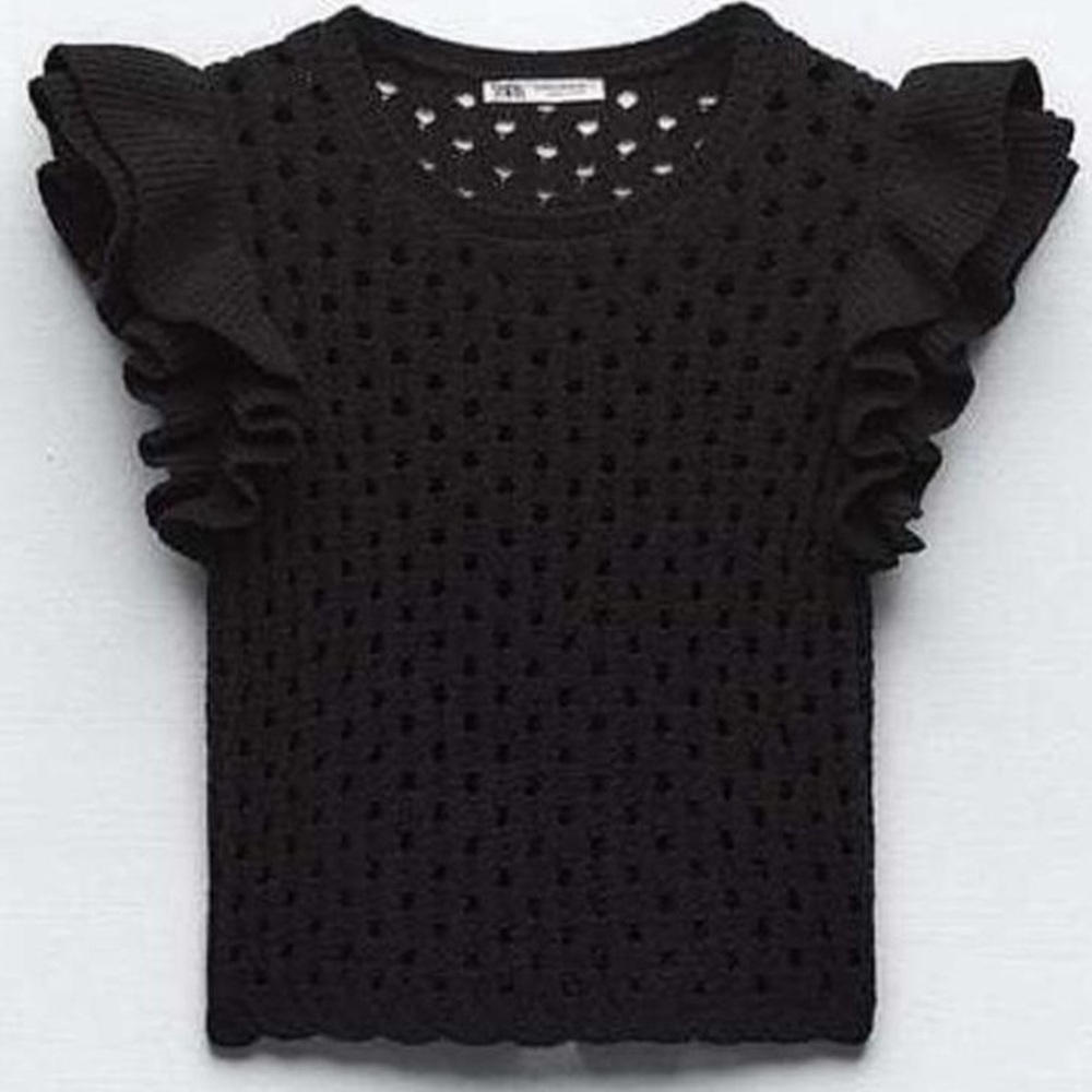 Zara Black Ruffled Ribbed Blouse